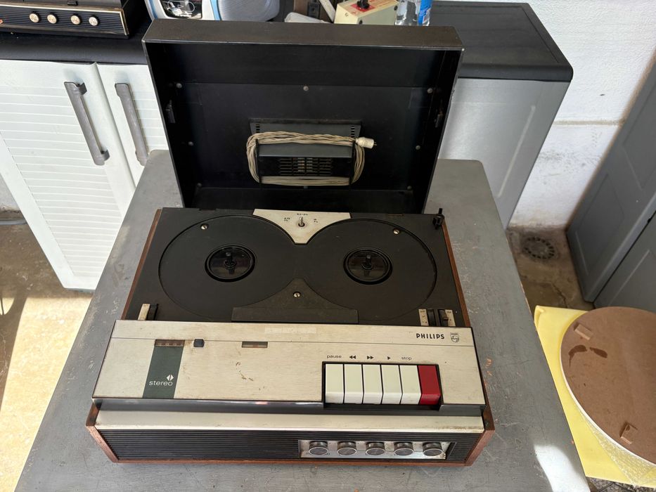 Gravador/ Rebobinador Philips ANTIGO