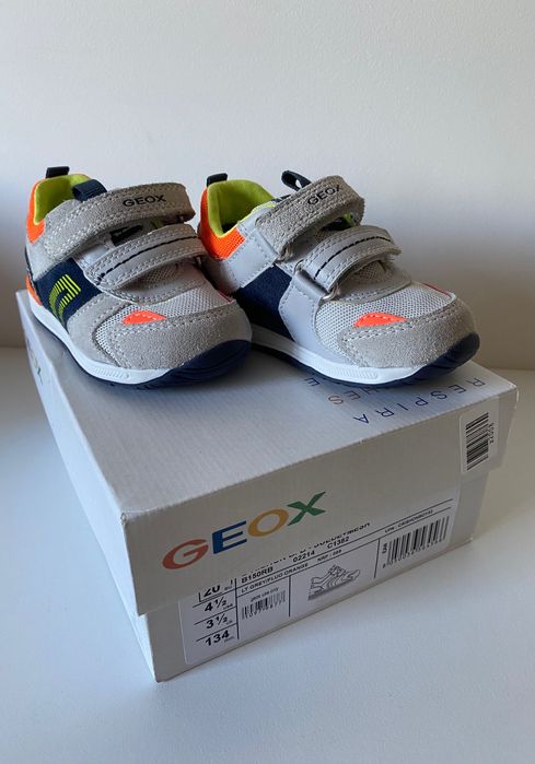 Buty dziecięce Geox 20 (nowe)