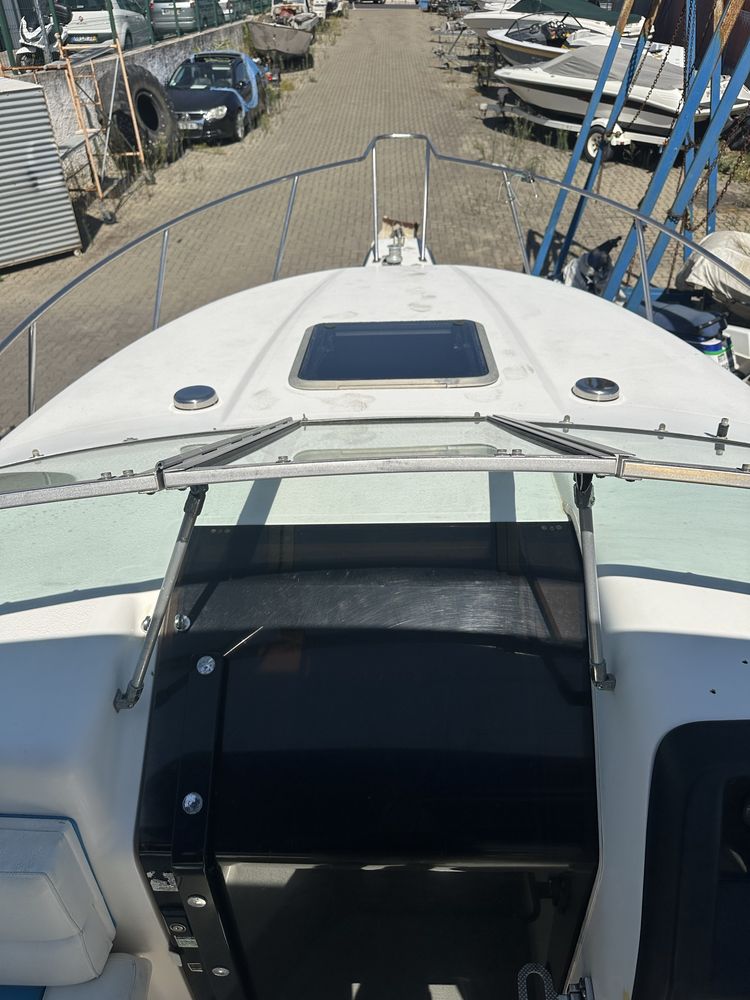 Chaparral 2370 SLC