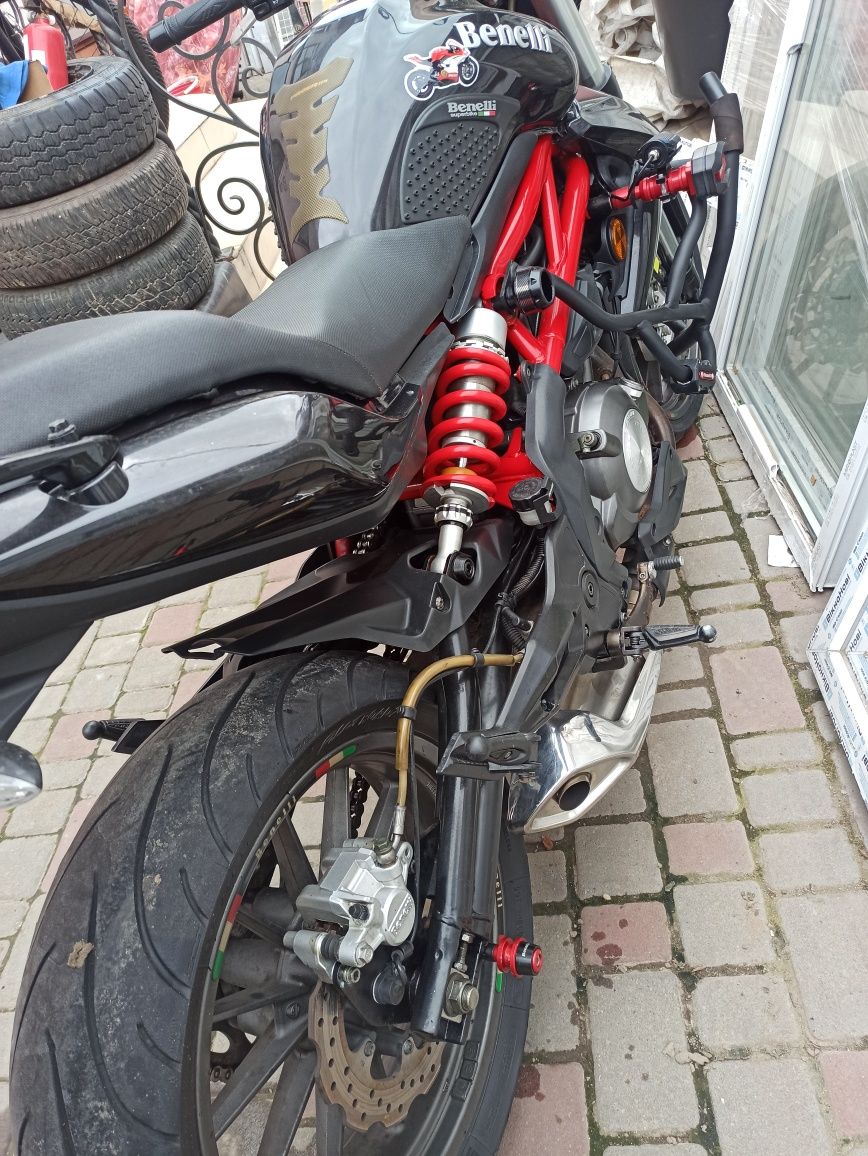 Benelli 300 302s бенелли