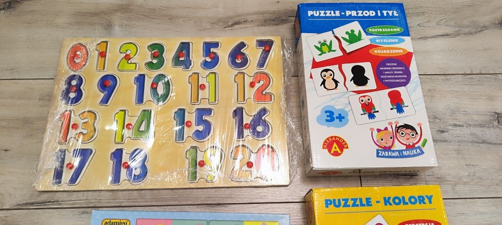 Zestaw puzzli układanych dla najmłodszych