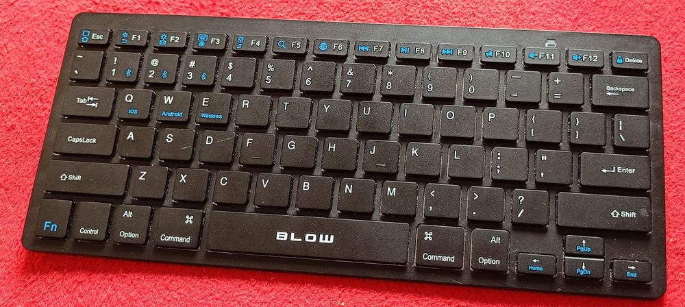 Klawiatura bezprzewodowa. Do tv, tel, tableta, pc.