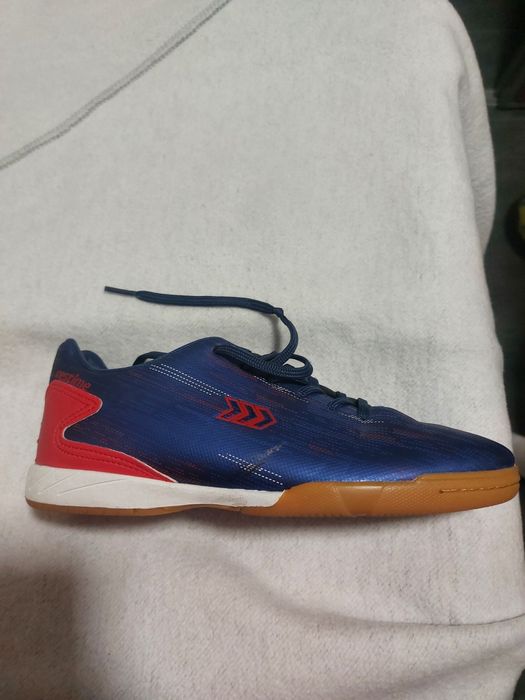 Футзалки нові 36р.