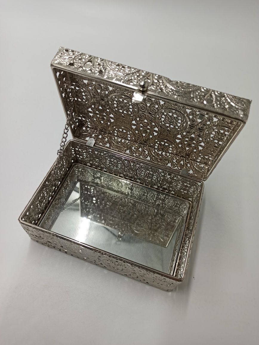 Szkatułka srebrna z lustrem 7x16x11 cm