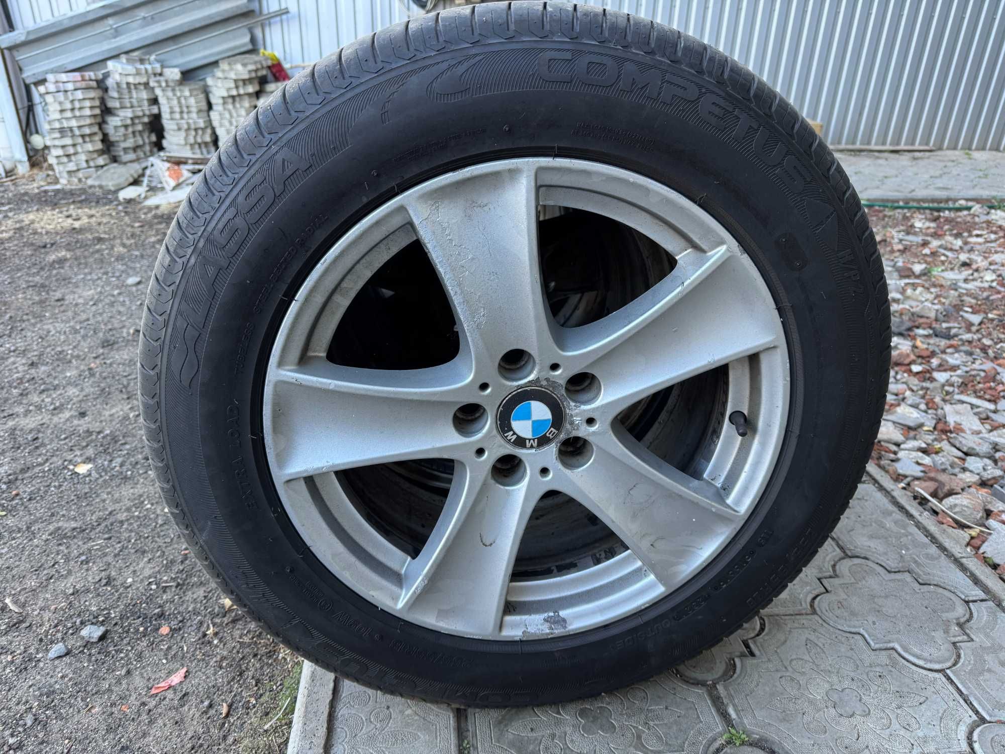 Шини лiто з дисками 255/55/18 2023р Стан нової резини!Bmw е53,е70