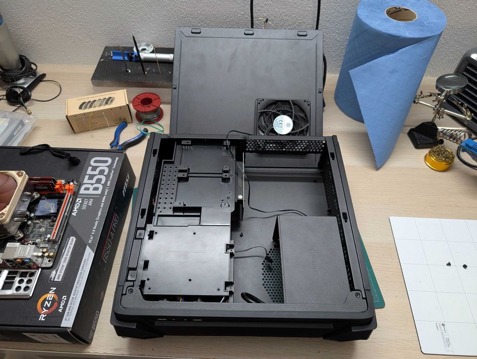 Caixa MiniITX SilverStone RVZ03-ARGB