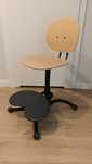 Krzesełko ergonomiczne do biurka Kinnarps Casper dla dziecka model 299