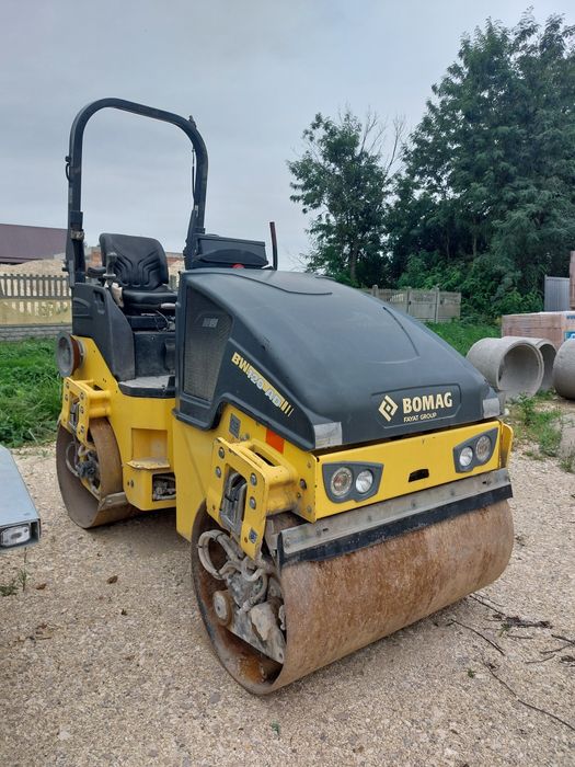 Walec drogowy Bomag BW 120 AD-5