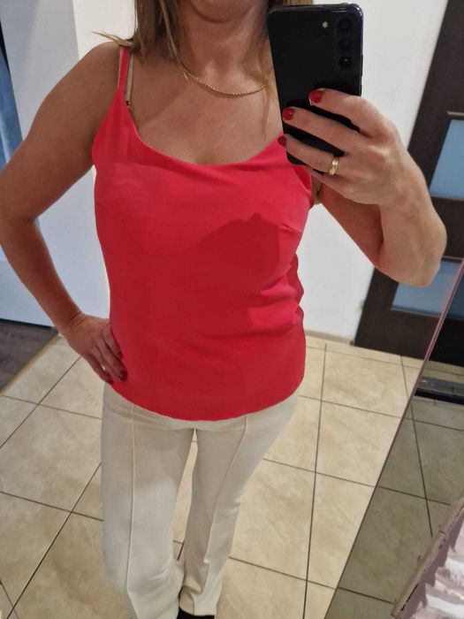 Bluzka na ramiączkach 38