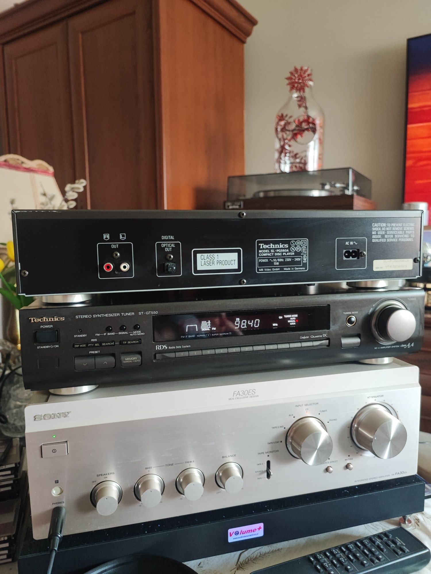 Technics Śl PG 560 a odtwarzacz CD