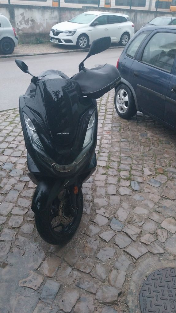 Vendo honda pcx 2022