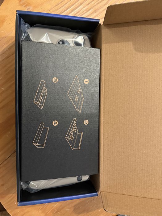 MSI Claw 8AI+ nunca usada