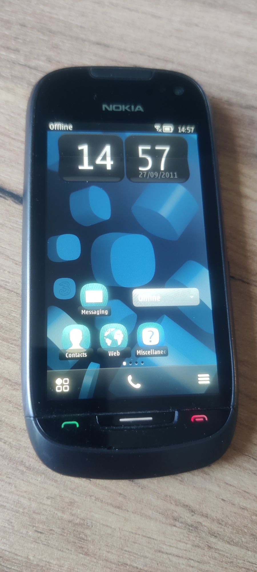 Nokia 701 Symbian