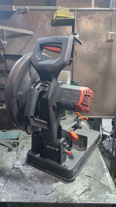 Монтажна пила Dnipro-M CM-35X ULTRA (відрізний, торцовочна пила)