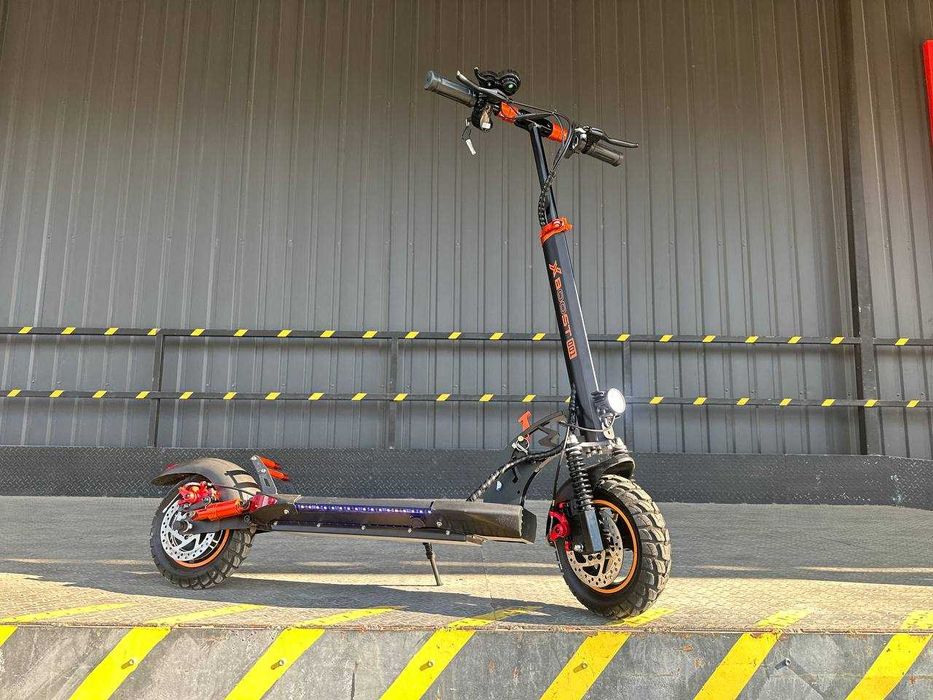 Електросамокат 10 дюймів колеса 48V 15AH 800W X-BOOST-001Х 45 км/год