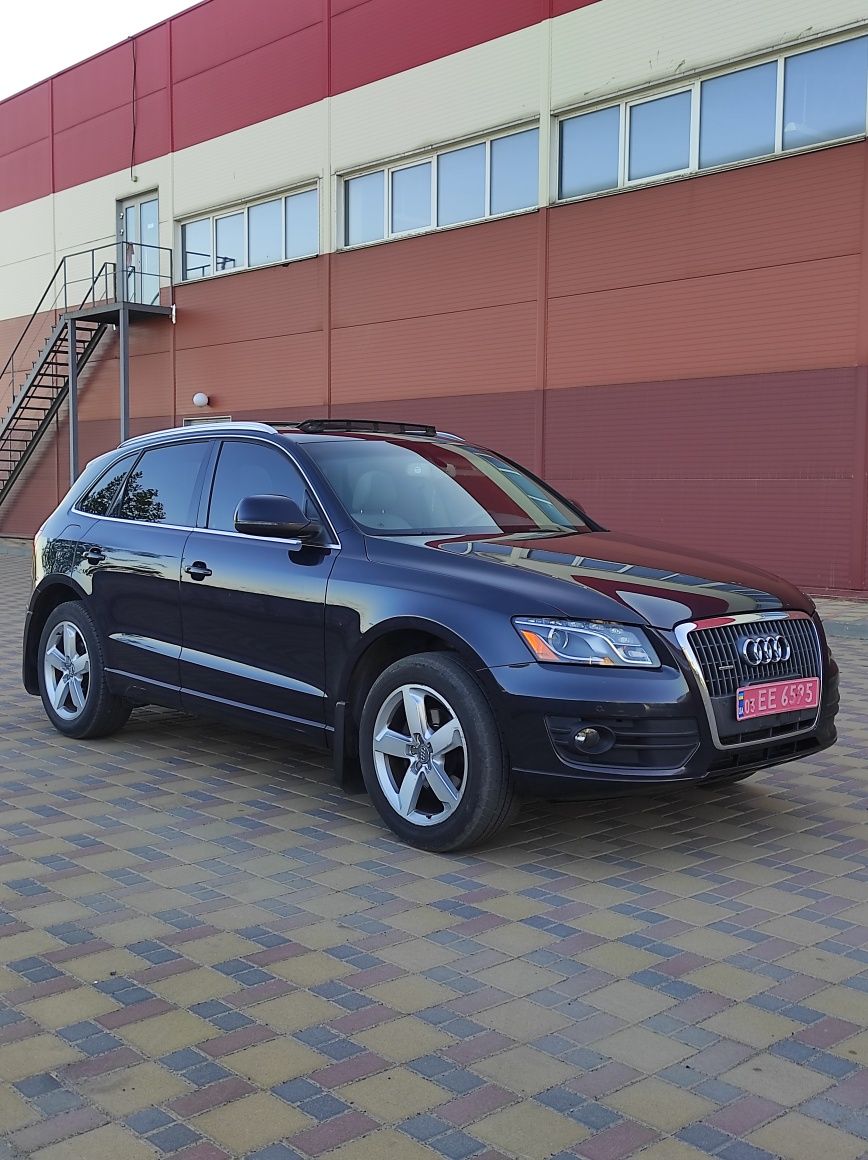 Продам Audi Q5 Premium Plus