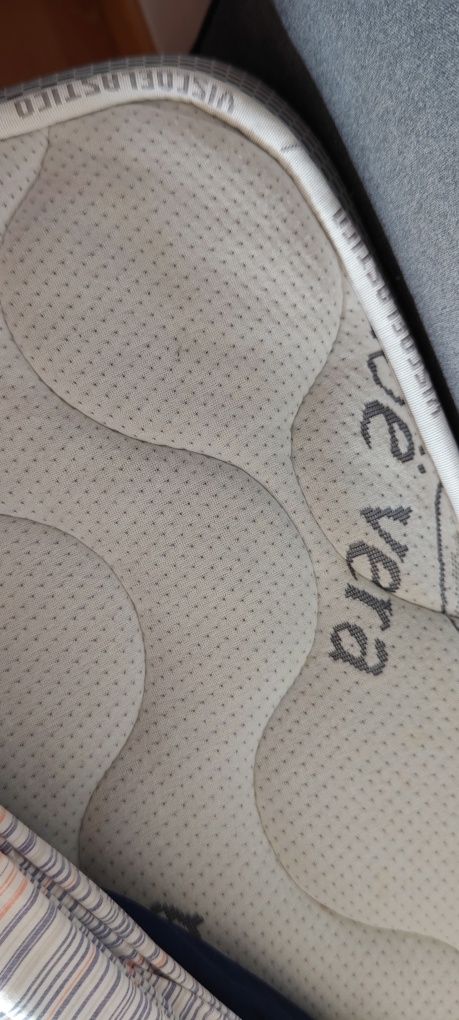 Cama de casal em tecido com colchão 2x1.60