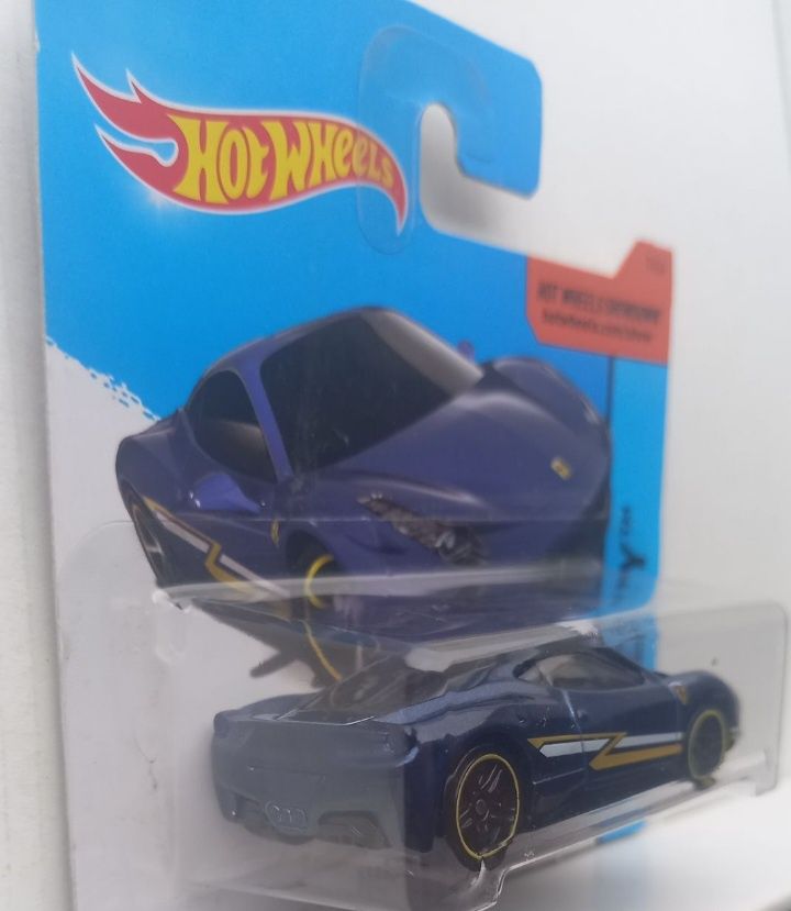 Ferrari 458 italia hot wheels