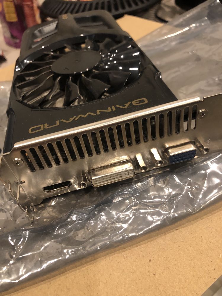 Karta graficzna GEFORCE GTX560 GDDR5