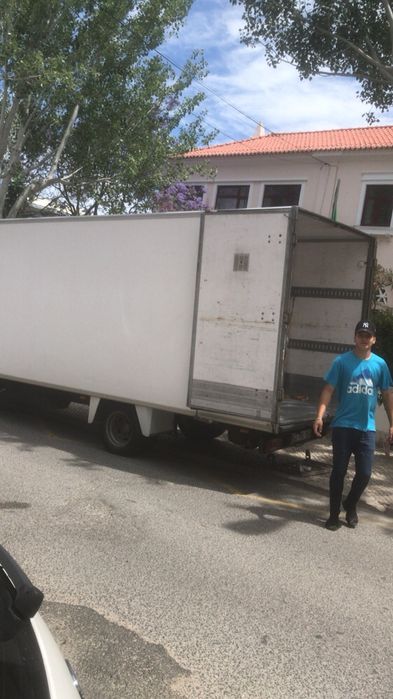 Recolha de recheio de casa e entulho