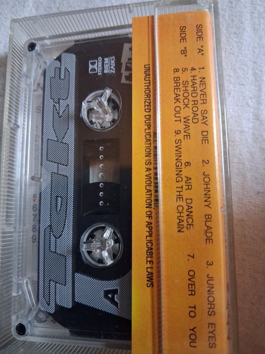 Black Sabbath. Kaseta Never Say Die!