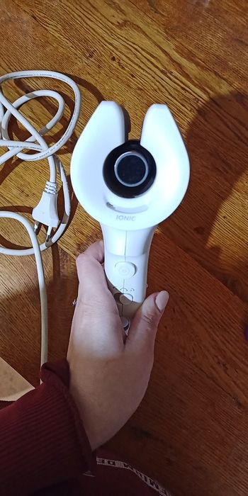 Продам стайлер для локонов