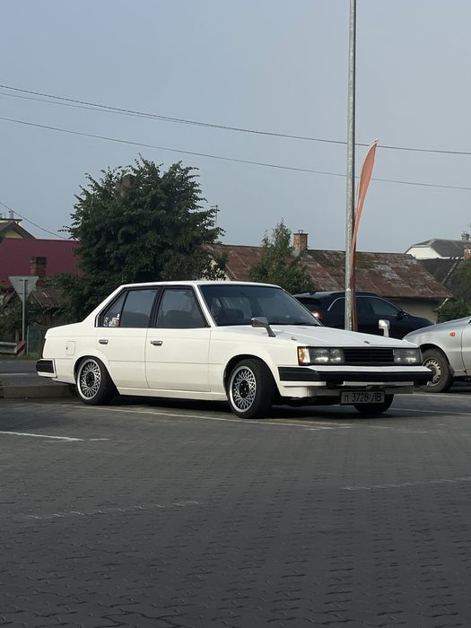 Toyota Corona tt142