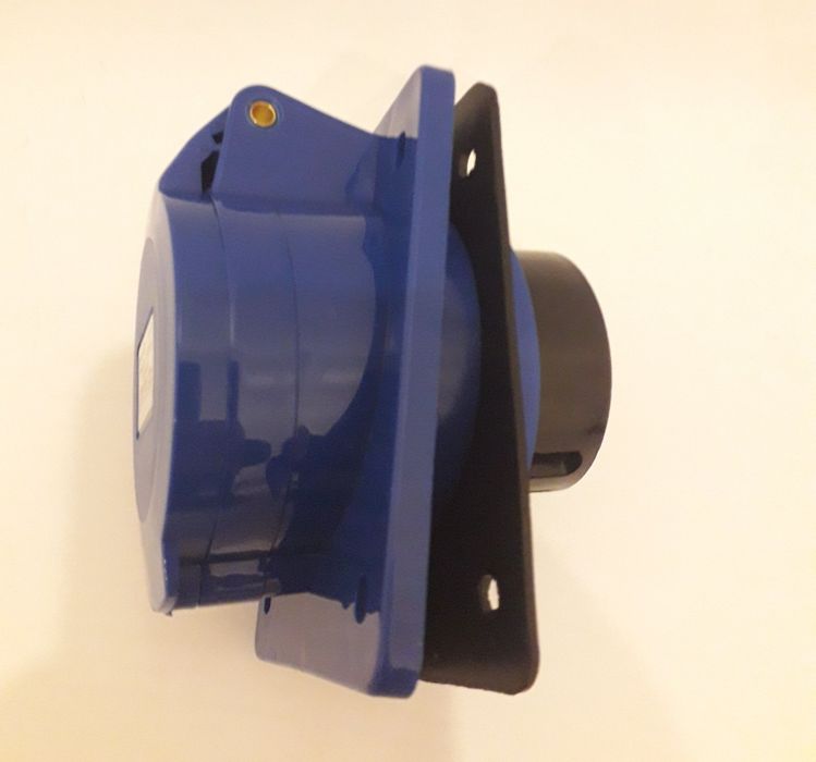 Вилка, розетка генератора 32А. 3х, 5х штекерна. 3pin, 5pin,32A, 16А.