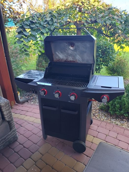 Grill gazowy TENNEKER Carbon 3palniki +palnik boczny, żeliwny