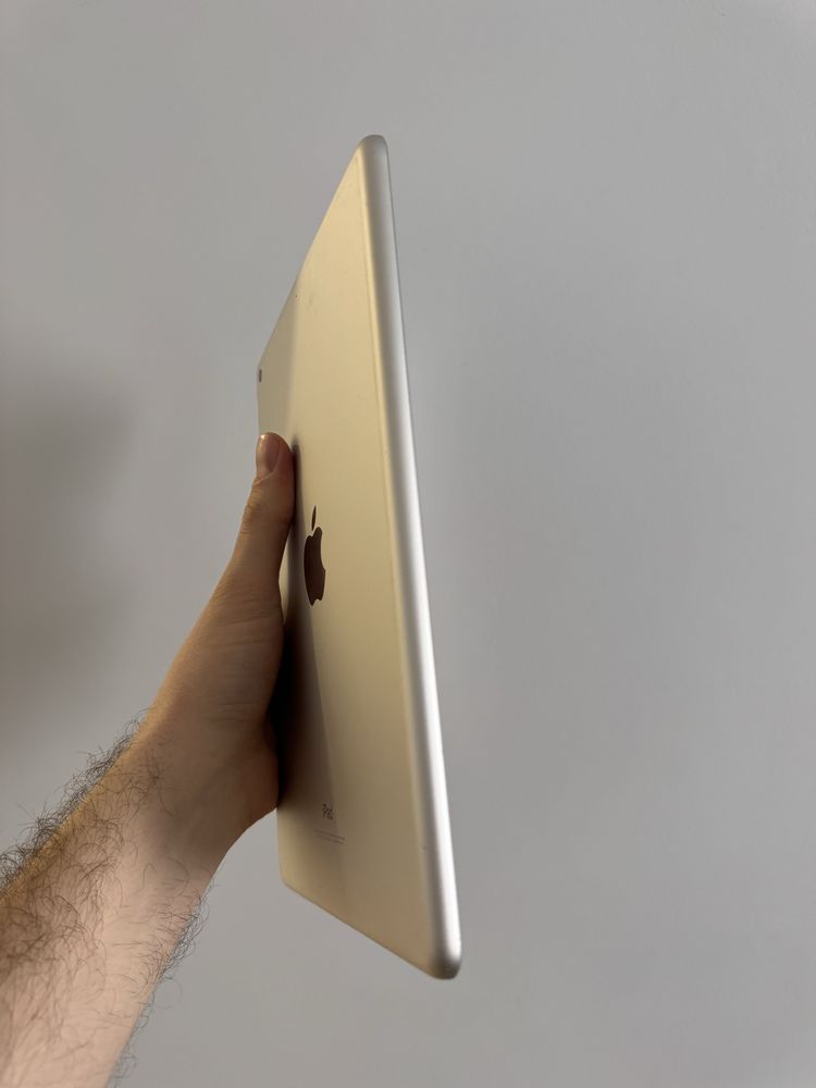 Apple Ipad 6 gen 9.7 2018 128 GB Wi-Fi