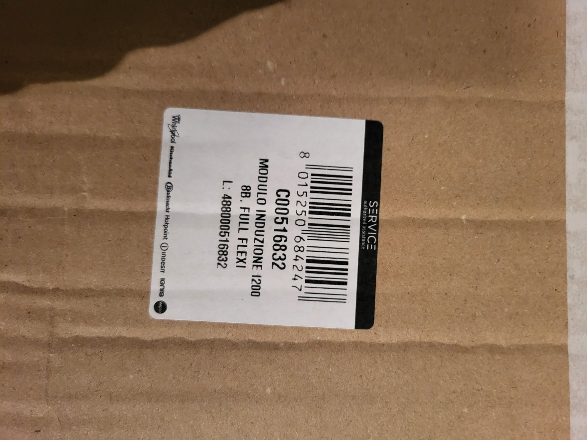 Moduł płyty indukcyjnej Whirlpool C00.516.832