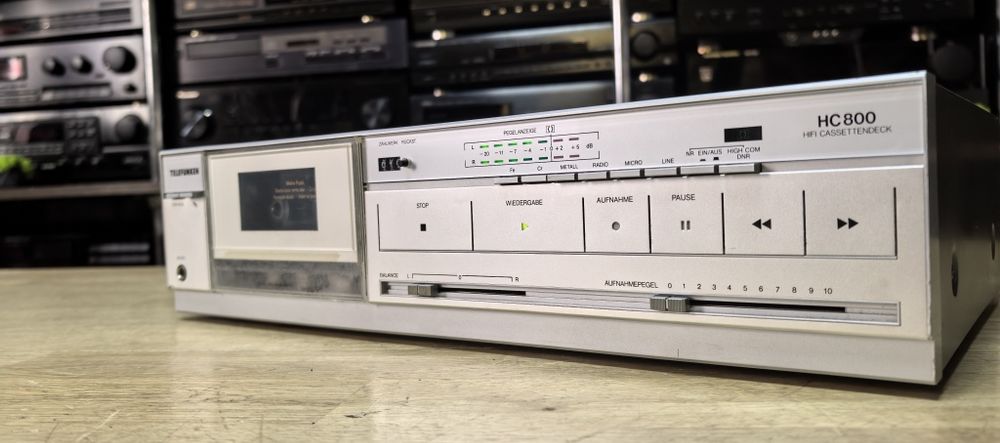 Касетний програвач Telefunken HC800