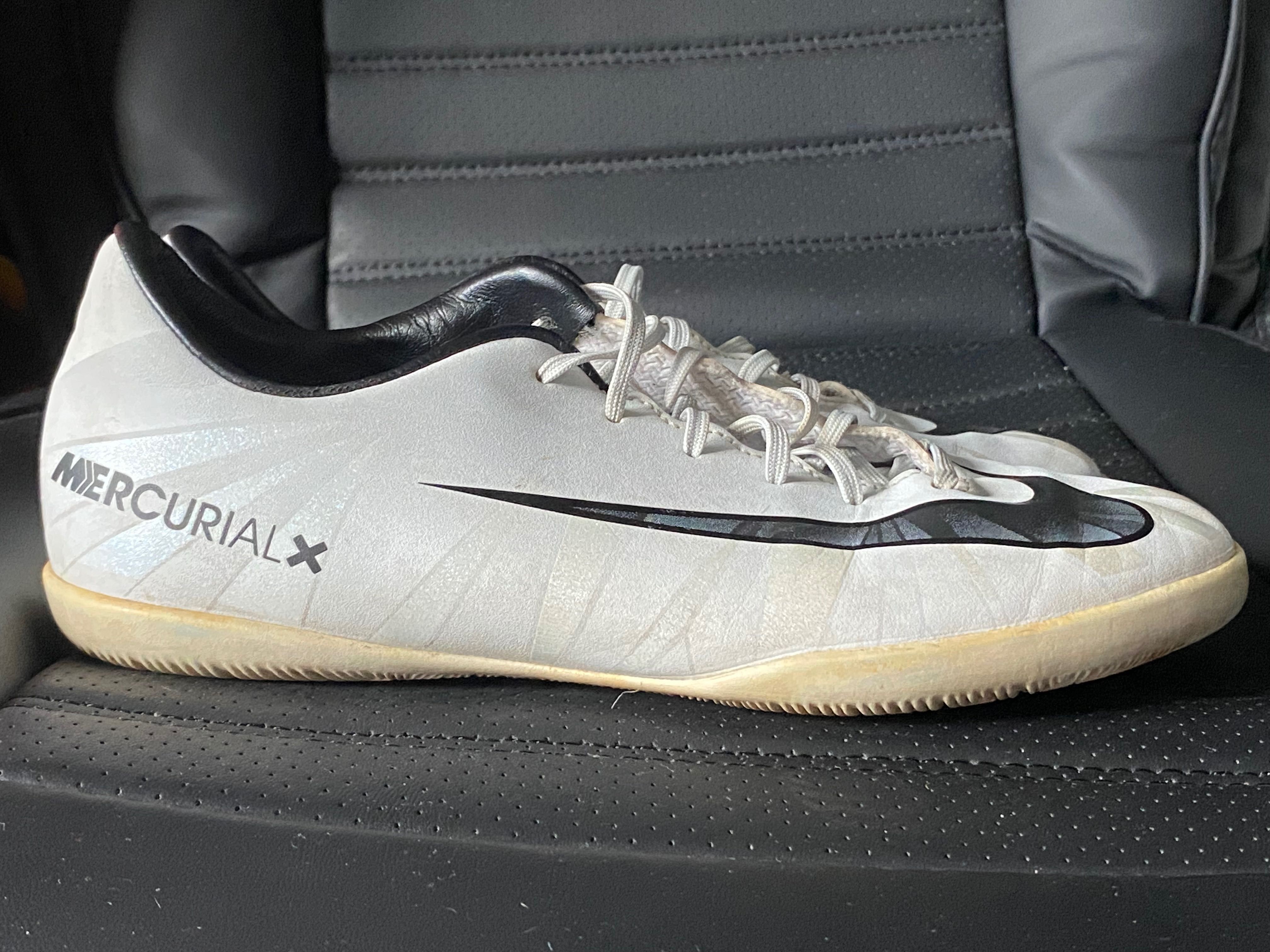 Nike Mercurial Vapor CR7 38 (24cm) Buty piłkarskie typu halówki