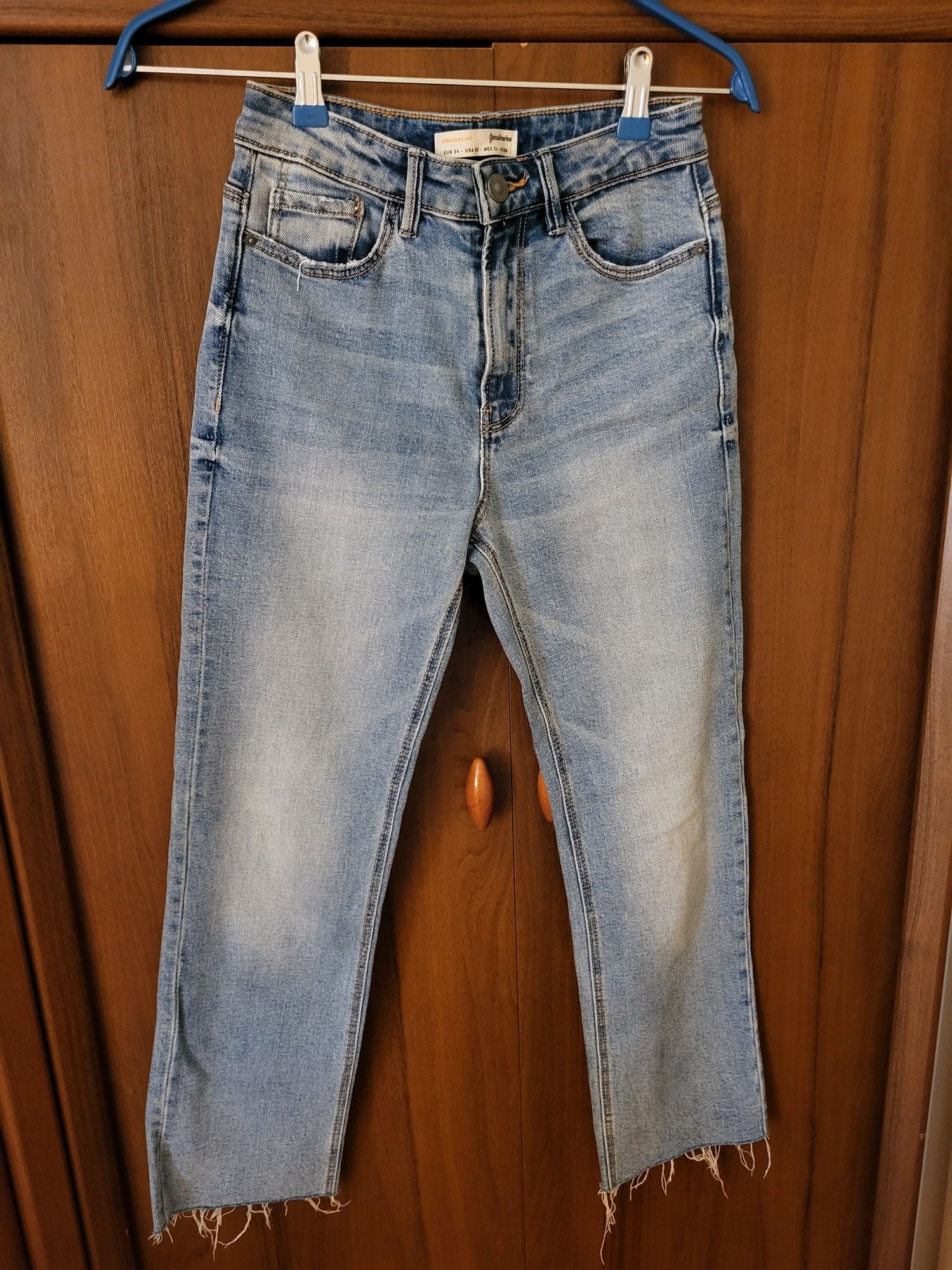 Джинсы Stradivarius New