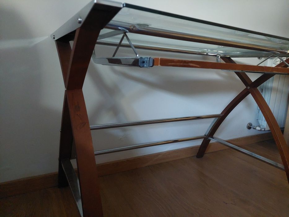 Secretária com tampo em Vidro