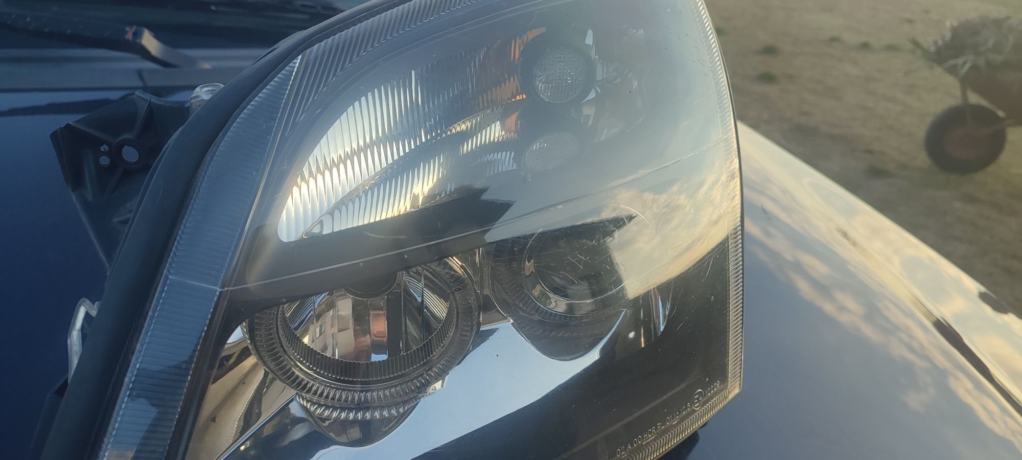 Lampa opel signum Vectra lewa przód