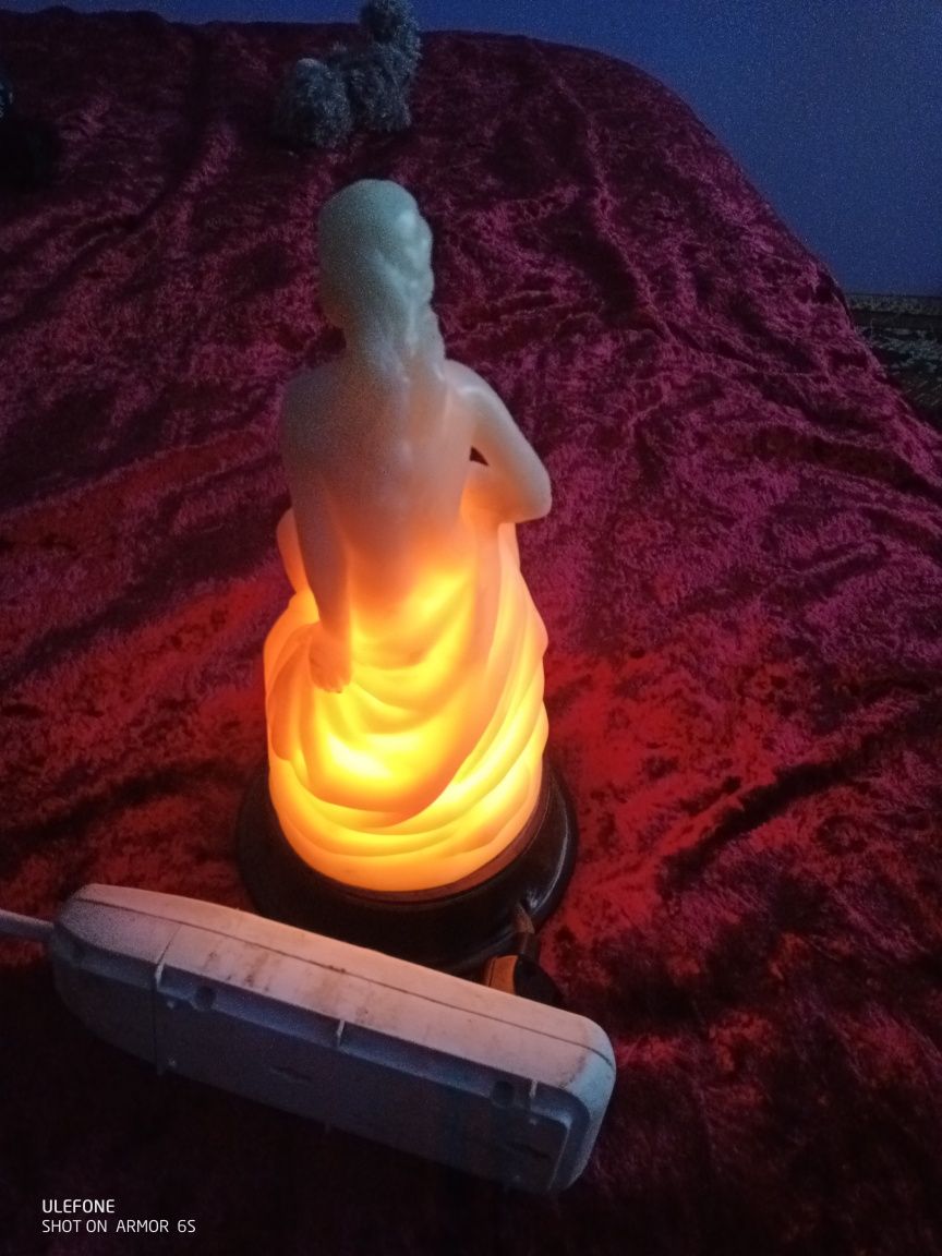 Статуэтка Антиквариат Настольный светильник обнажённая девушка.