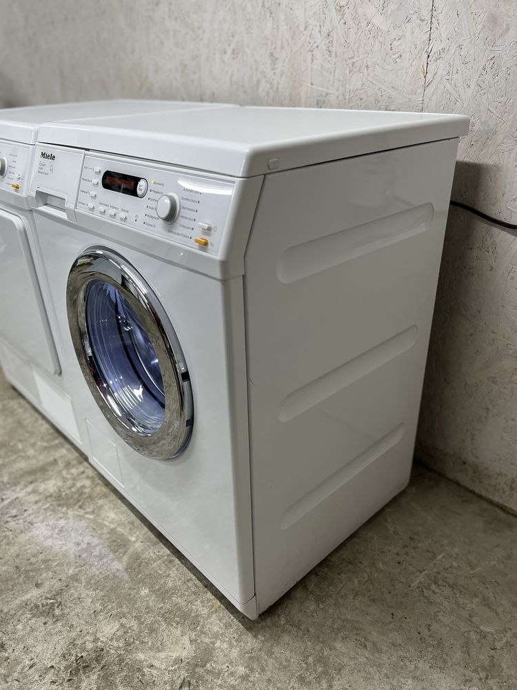 Комплект пральна сушильна машина Miele Eco Care W 5000 T8000