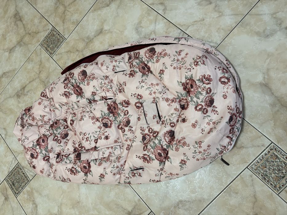 Зимовий конверт в прогулянку для дівчинки футмуф