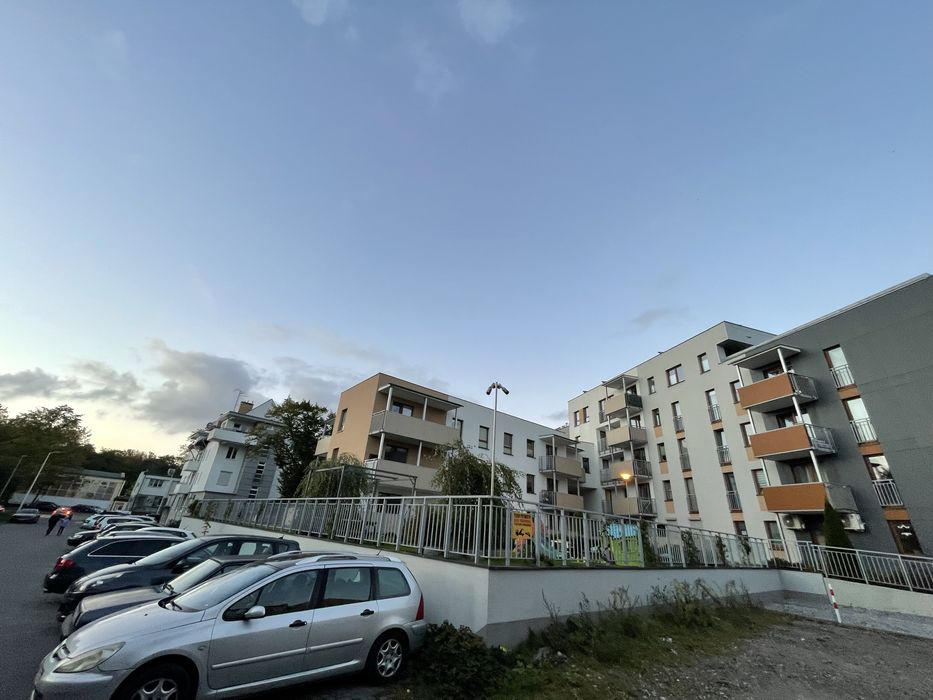 Apartament na wyłączność Głowackiego 10 ( dwa pokoje, max 4 osoby)