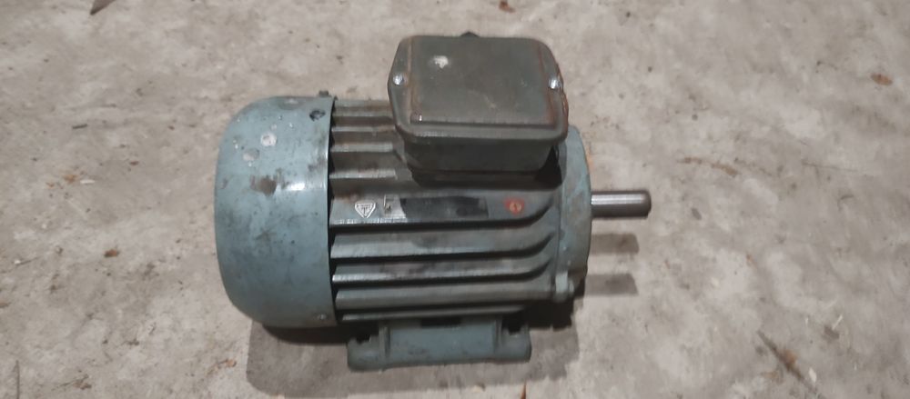 Silnik elektryczny 3kW 4kw 1440 obr i 2.2kw 1430obr. 2860obr.