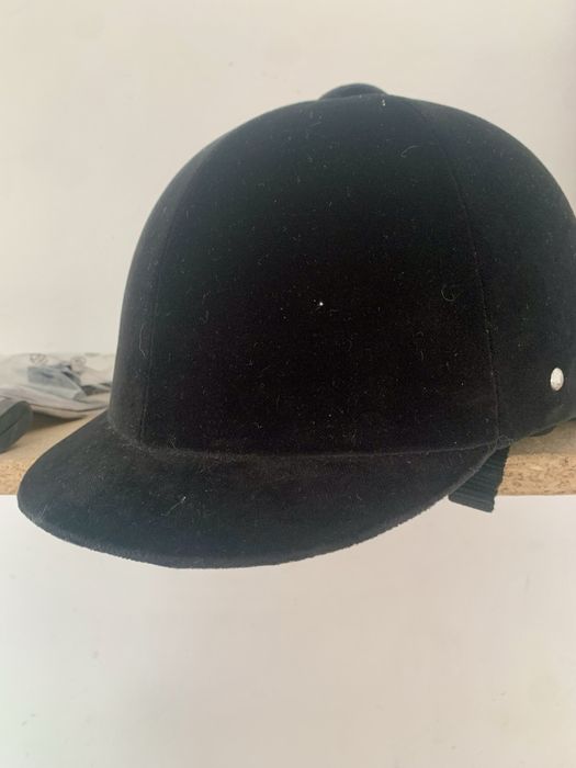 Capacete de equitaçao em veludo