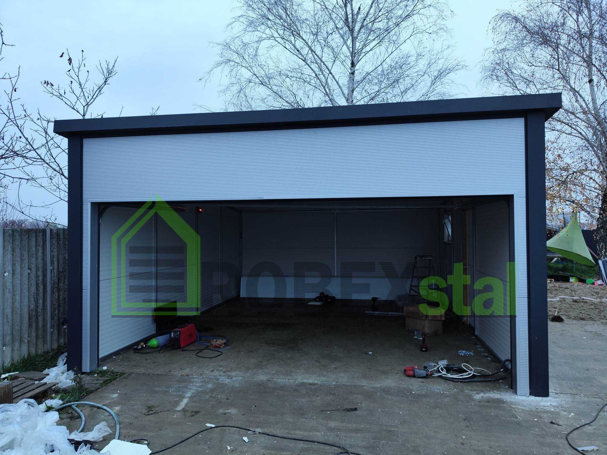 Garaż ocieplany garaż z płyt warstwowych garaż z bramą segmentową 5x6m