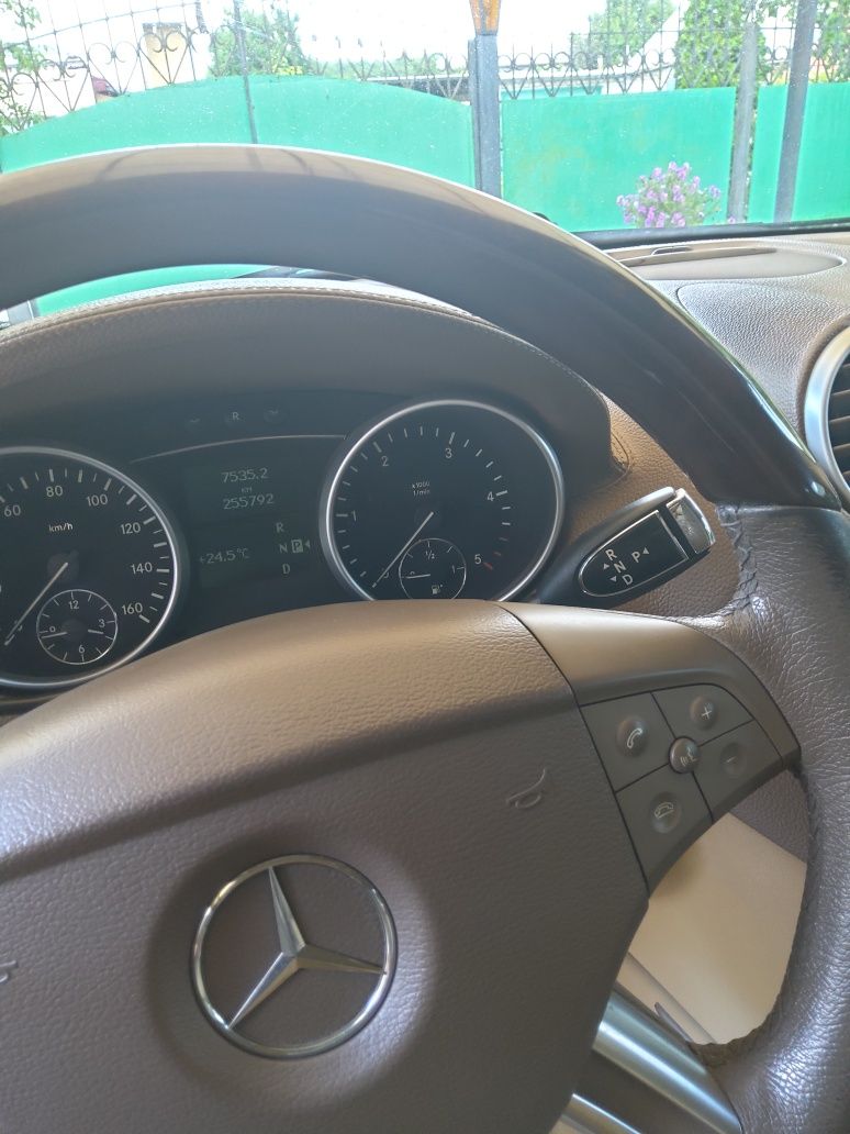 Продам  Мерседес Gl 164  2008 г.в