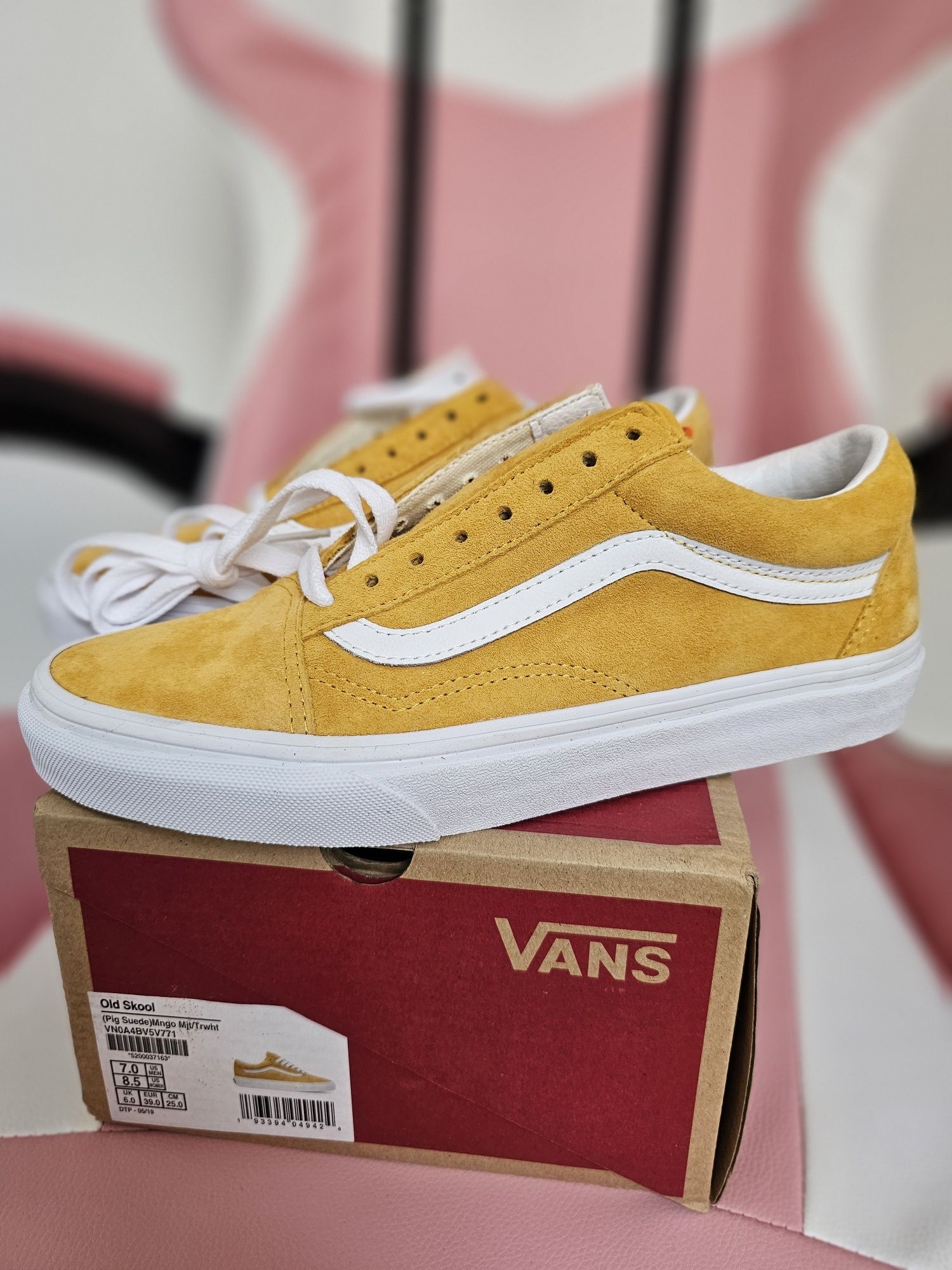 Buty nowe Vans Old skool Zamsz super wyglad EU39