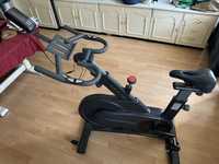 Ovicx XCycle Q200 rower spinningowy