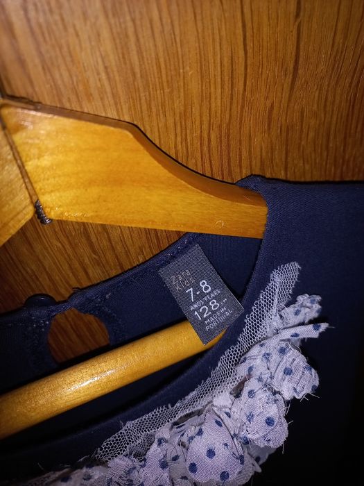 Платье нарядное тёмно-синего цвета Zara Kids, на 7-8 лет, 128 см