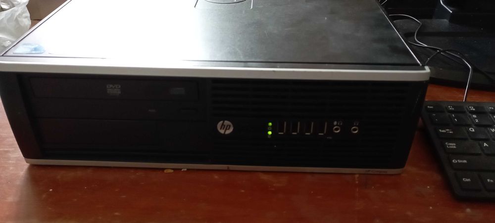 Vendo Torre  HP.