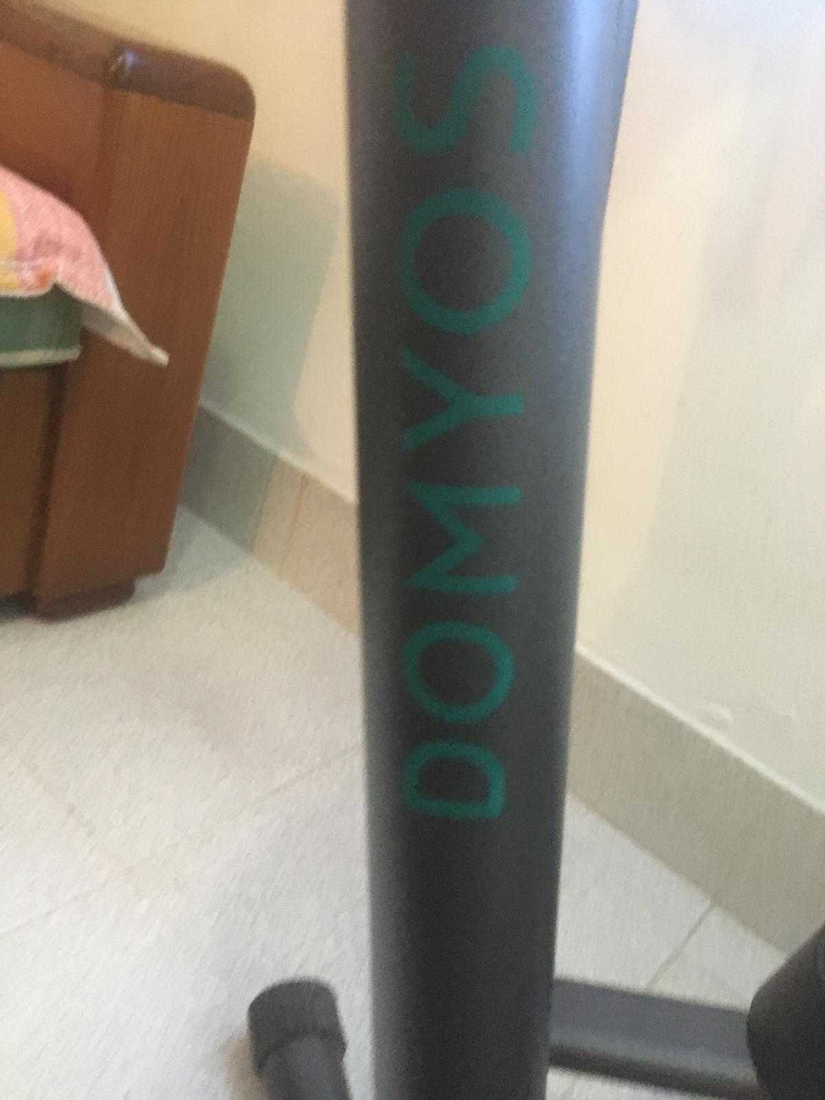 Bicicleta Elíptica de Cardio Training DOMYOS 100, como nova