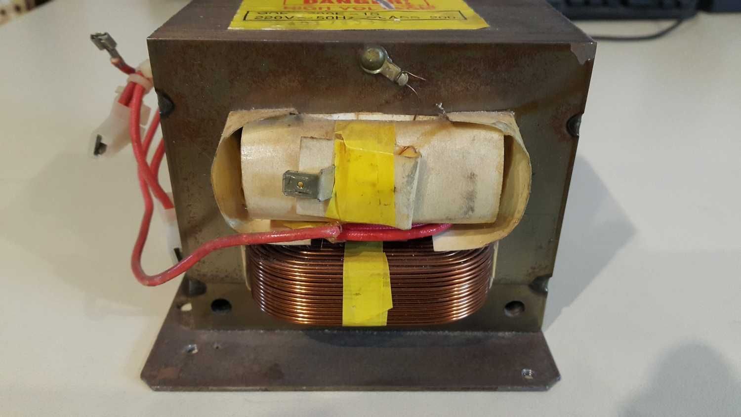 Transformator trafo z mikrofalówki Gal 700E 1S zgrzewarka ogniw